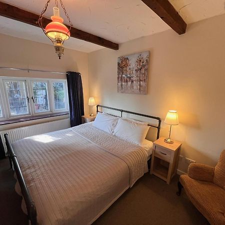 Hunston Mill Self Catering Dog Stay For Free Чичестер Экстерьер фото