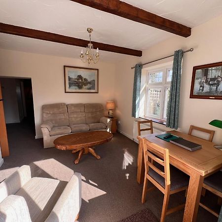 Hunston Mill Self Catering Dog Stay For Free Чичестер Экстерьер фото