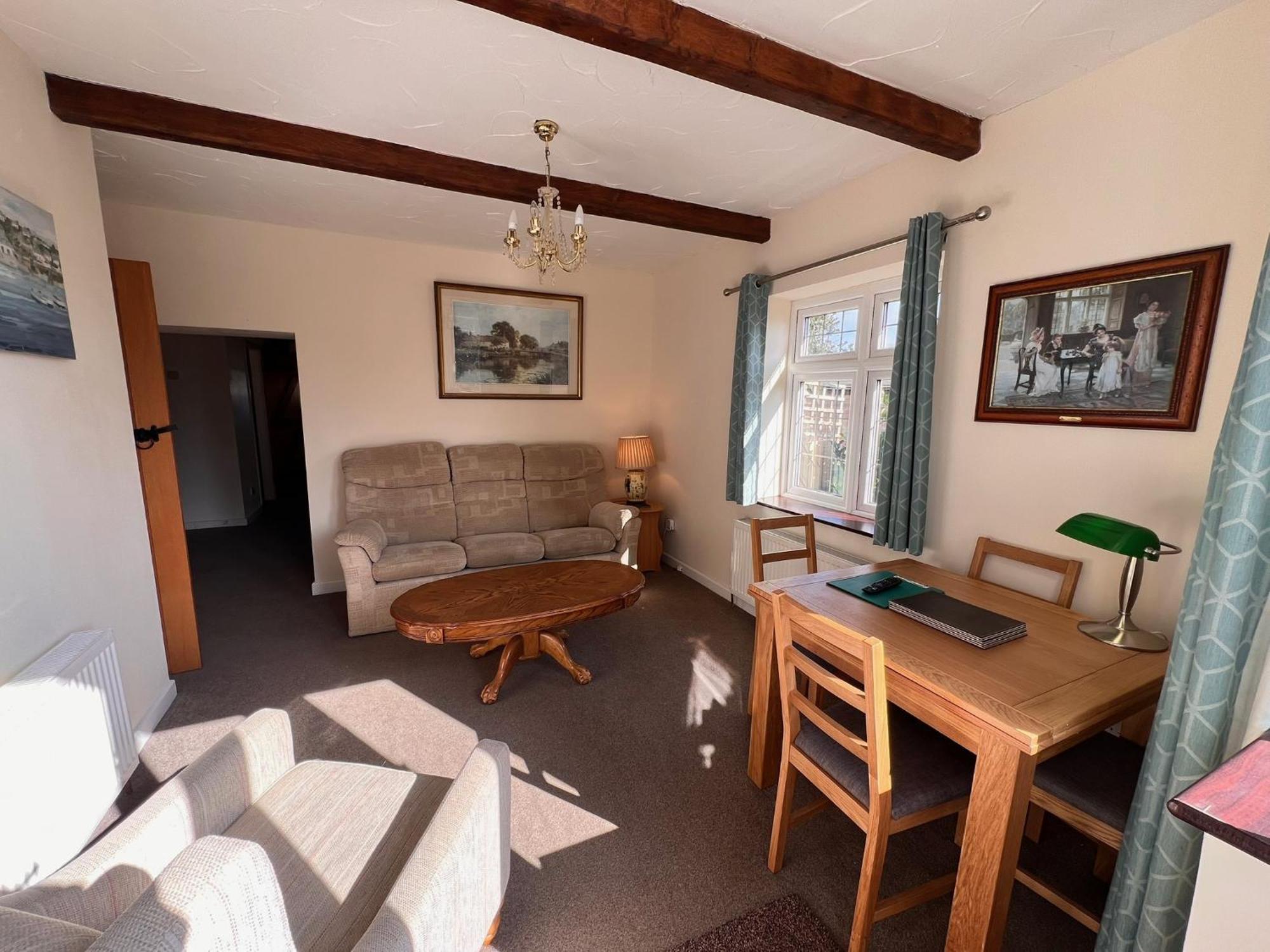 Hunston Mill Self Catering Dog Stay For Free Чичестер Экстерьер фото