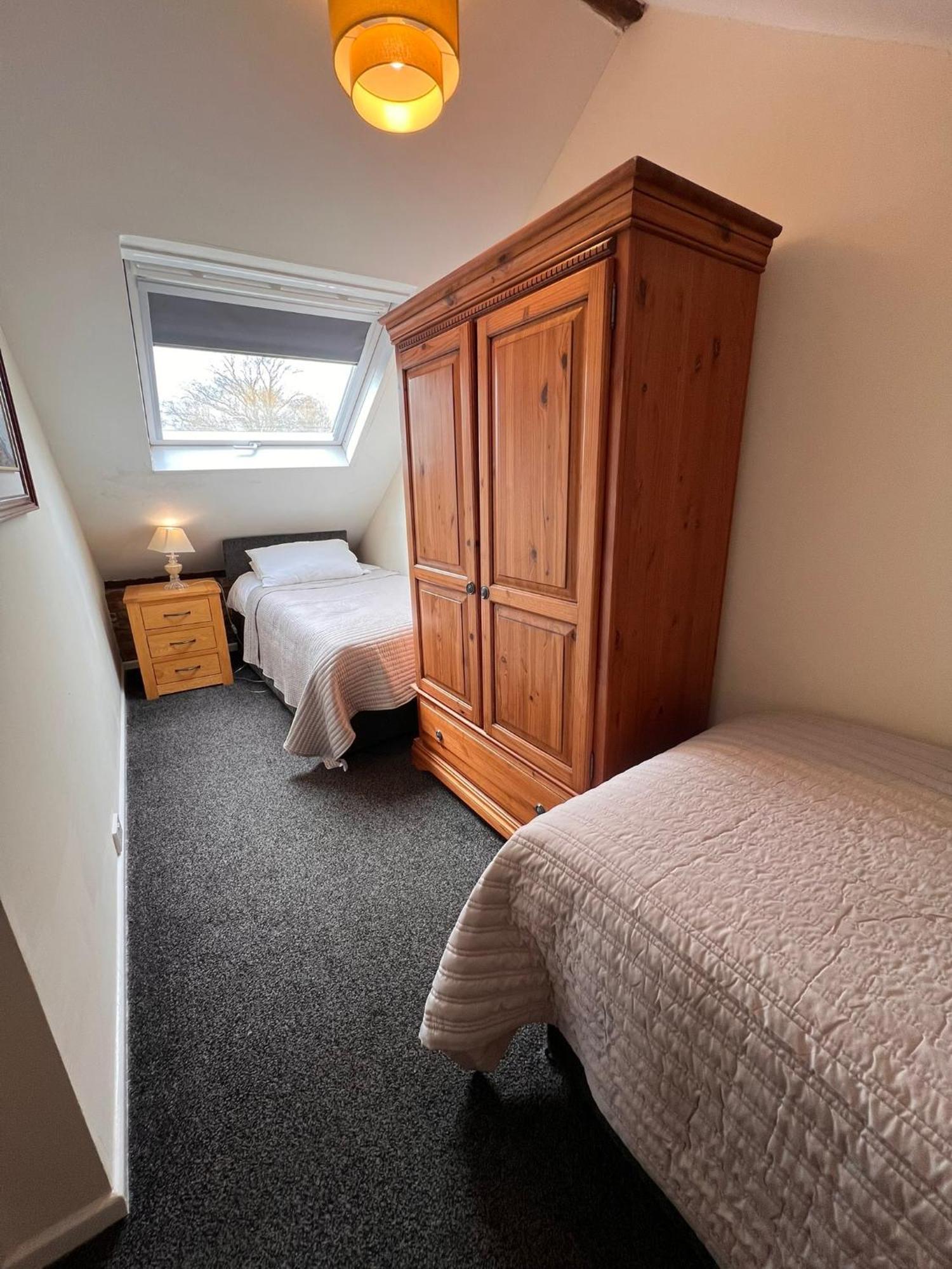 Hunston Mill Self Catering Dog Stay For Free Чичестер Экстерьер фото
