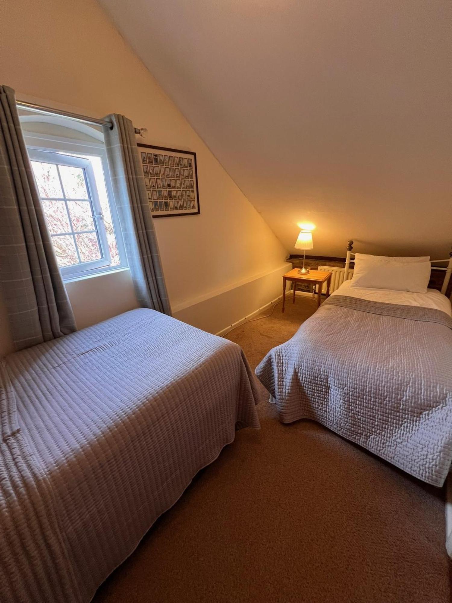 Hunston Mill Self Catering Dog Stay For Free Чичестер Экстерьер фото