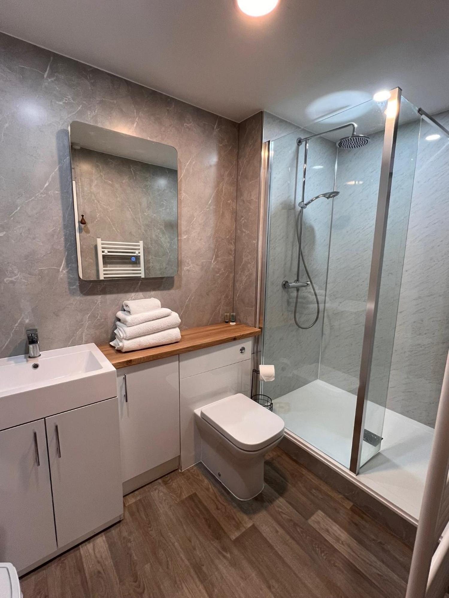 Hunston Mill Self Catering Dog Stay For Free Чичестер Экстерьер фото